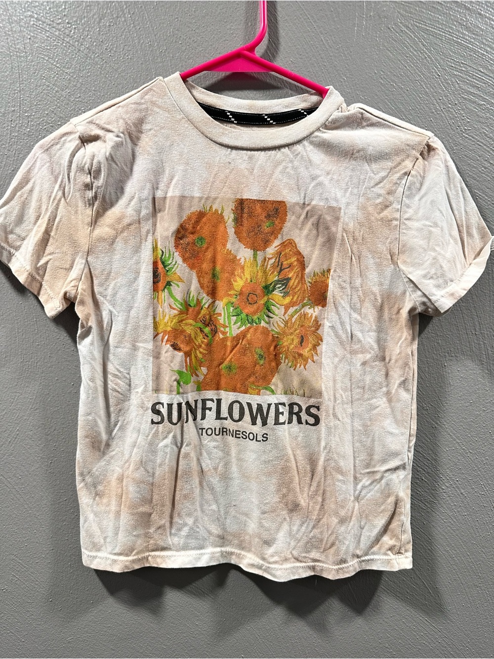 art class Cream Sunflowers Graphic Tee